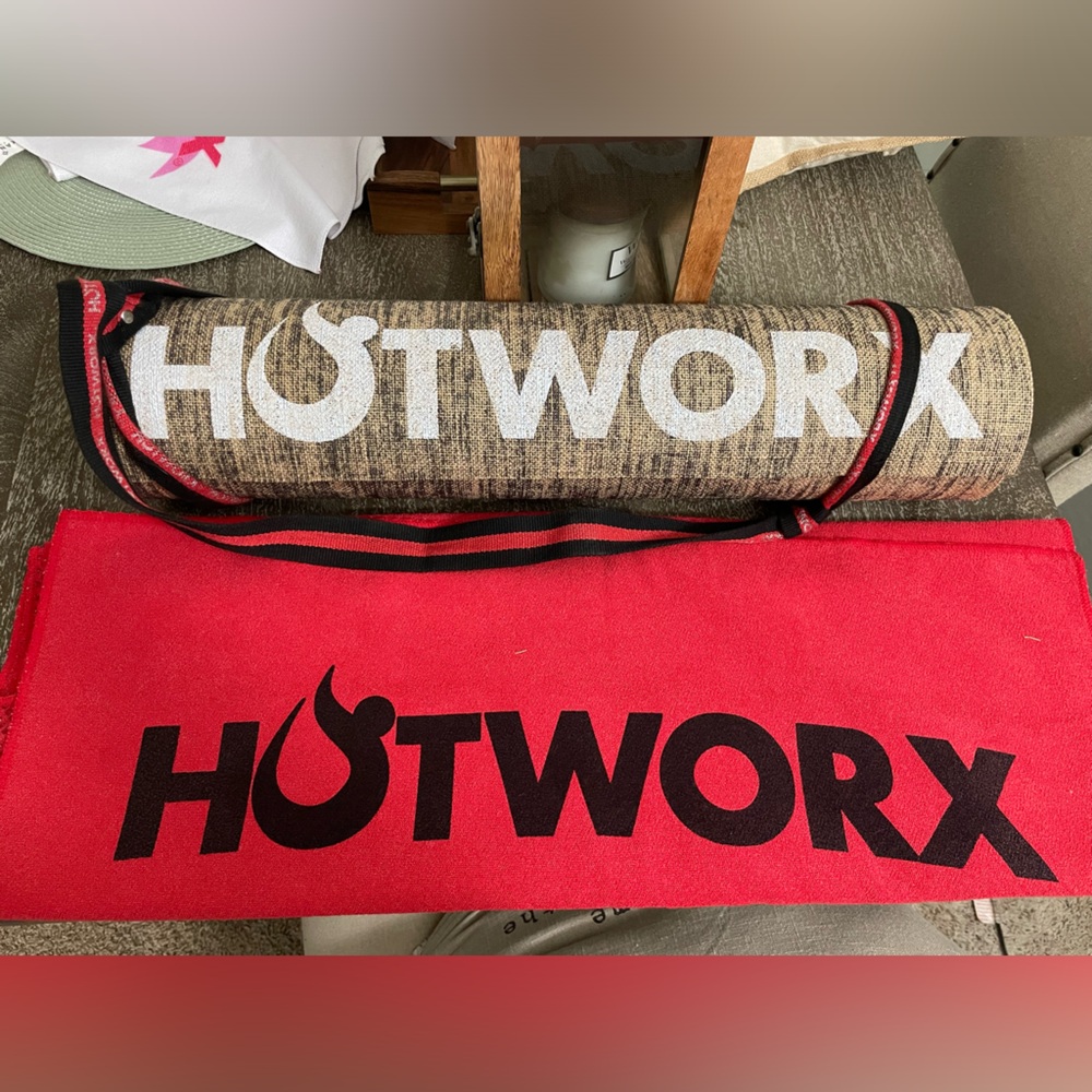 HOTWORX MAT (TOWEL SOLD)